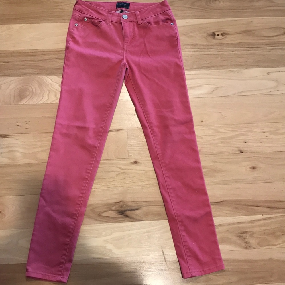 pink jeans
